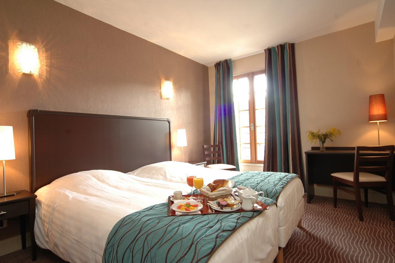 Logis Hotel La Croix Blanche Fontevraud Szoba fotó