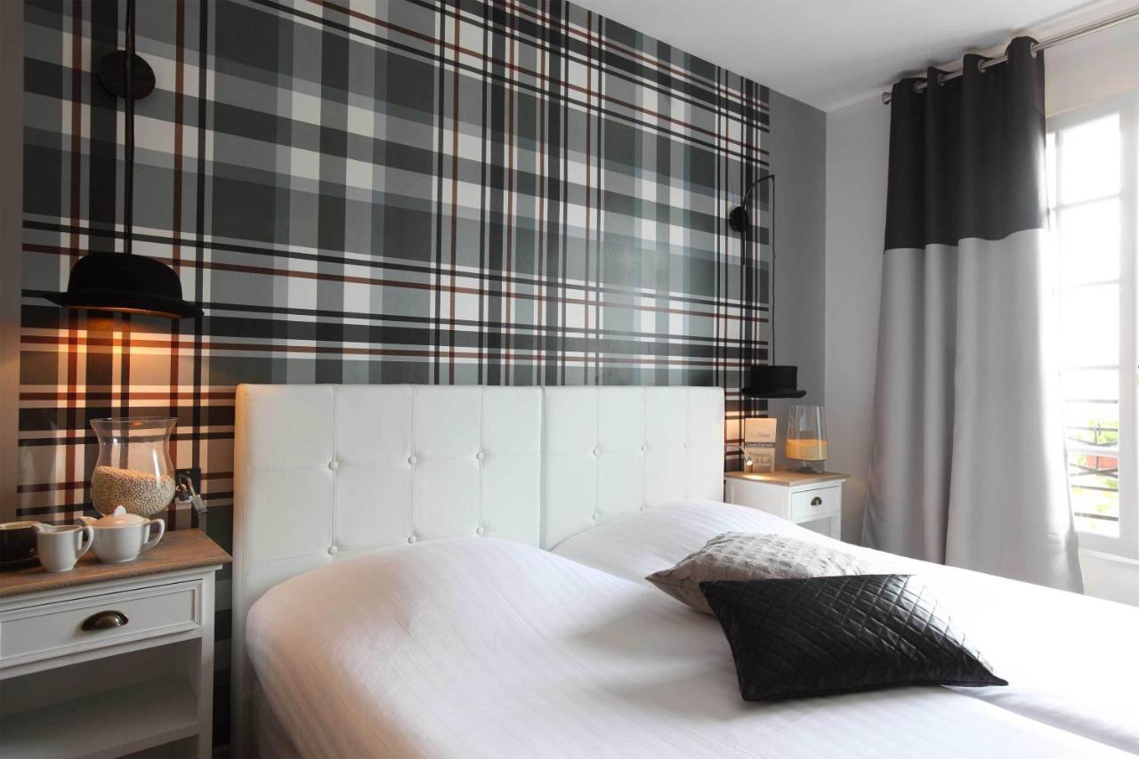 Logis Hotel La Croix Blanche Fontevraud Szoba fotó